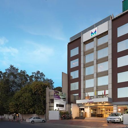 Mint Park Maple Amritsar Exterior foto